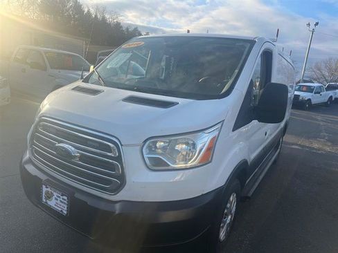 Used 2016 Ford Transit 250 130 Low Roof w/ Exterior Upgrade Package RWD image 2