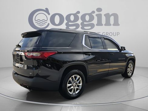 Used 2018 Chevrolet Traverse LT FWD image 5