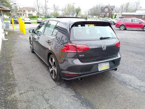 Used 2016 Volkswagen GTI SE w/ Lighting Package (SEL) image 8