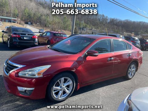 Used 2015 Nissan Altima 2.5 SV w/ Convenience Package image 1