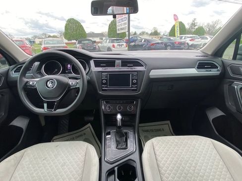 Used 2019 Volkswagen Tiguan S image 10