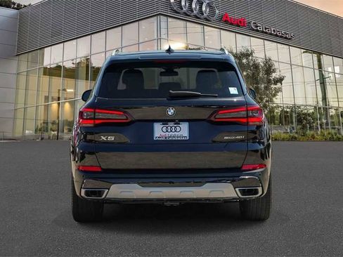 Used 2022 BMW X5 sDrive40i w/ Parking Assistance Package image 5