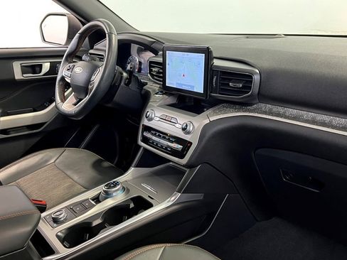 Used 2022 Ford Explorer Timberline image 13
