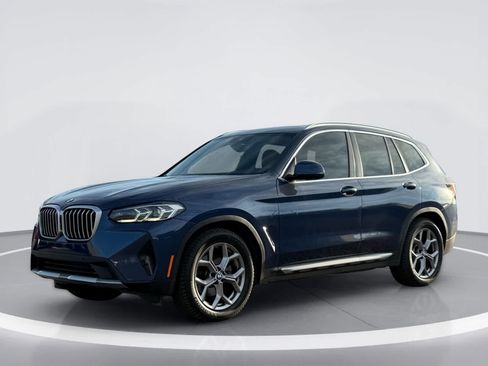 Used 2024 BMW X3 sDrive30i w/ Convenience Package RWD image 2
