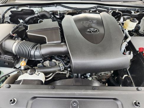 Used 2021 Toyota Tacoma SR image 23