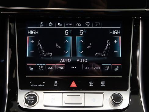 Used 2023 Audi Q7 3.0T Prestige w/ Prestige Package image 14