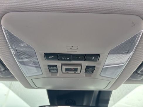 Used 2021 Toyota RAV4 XLE w/ Convenience Package image 34