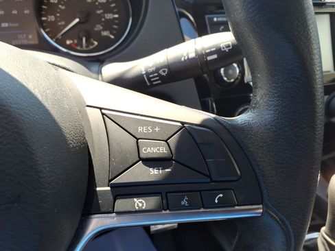 Used 2019 Nissan Rogue Sport S image 20