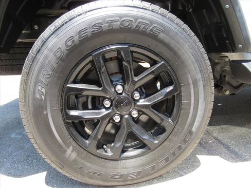 Used 2022 Jeep Gladiator Sport AWD/4WD image 5