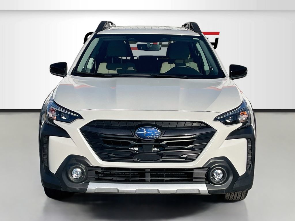 Used 2025 Subaru Outback Limited w/ Popular Package #2 AWD/4WD image 2