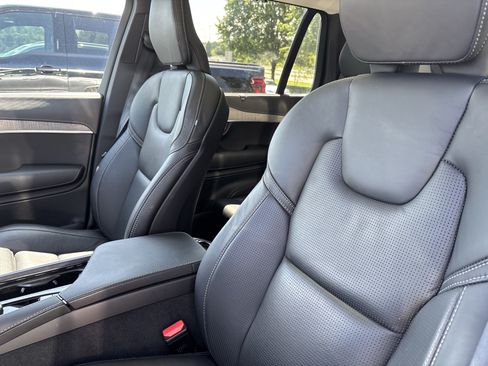 Used 2022 Volvo XC90 T8 Inscription w/ Advanced Package AWD/4WD image 37