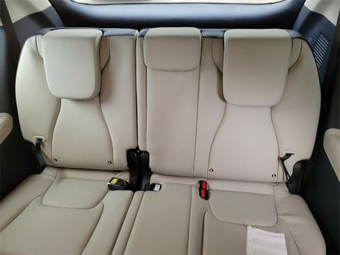 New 2026 Kia Carnival EX image 8