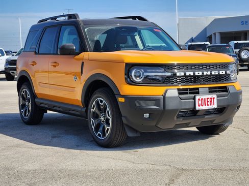 New 2026 Ford Bronco Sport Outer Banks AWD/4WD image 2