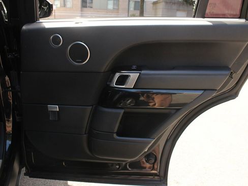 Used 2017 Land Rover Range Rover Long Wheelbase Supercharged image 25