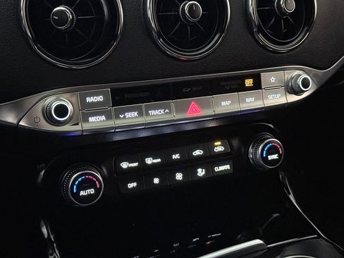 Used 2020 Kia Stinger GT-Line w/ Sun & Sound Package image 34