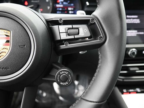 New 2026 Porsche Macan Turbo AWD/4WD image 9
