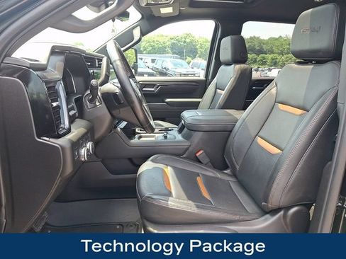 Used 2025 GMC Sierra 2500 AT4 w/ AT4 Premium Plus Package AWD/4WD image 2