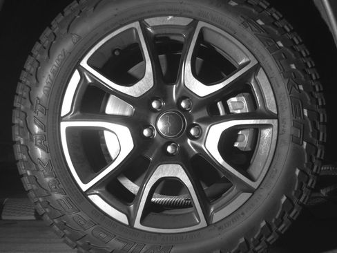 Used 2025 Jeep Compass Trailhawk image 13