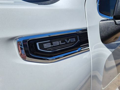 New 2026 GMC Sierra 1500 SLT w/ SLT Premium Plus Package image 12