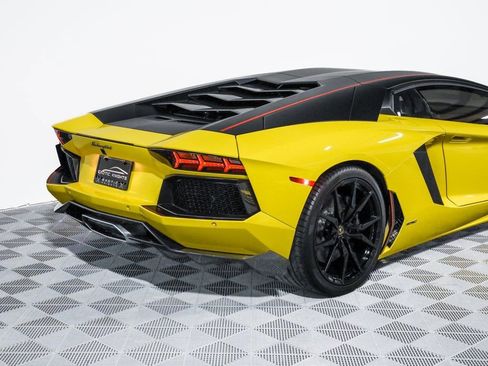 Used 2016 Lamborghini Aventador LP 700-4 AWD/4WD image 5
