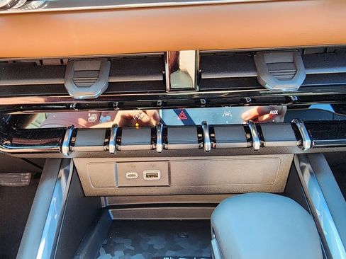 New 2026 GMC Canyon AT4 w/ Technology Plus Package image 31