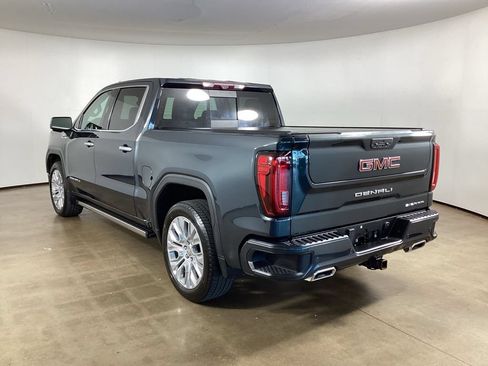 Used 2021 GMC Sierra 1500 Denali w/ Denali Ultimate Package AWD/4WD image 9