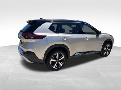 Used 2023 Nissan Rogue Platinum w/ Platinum Premium Package FWD image 8