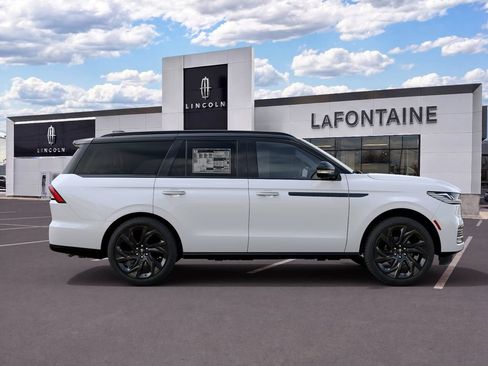 New 2027 Lincoln Navigator Black Label AWD/4WD image 5