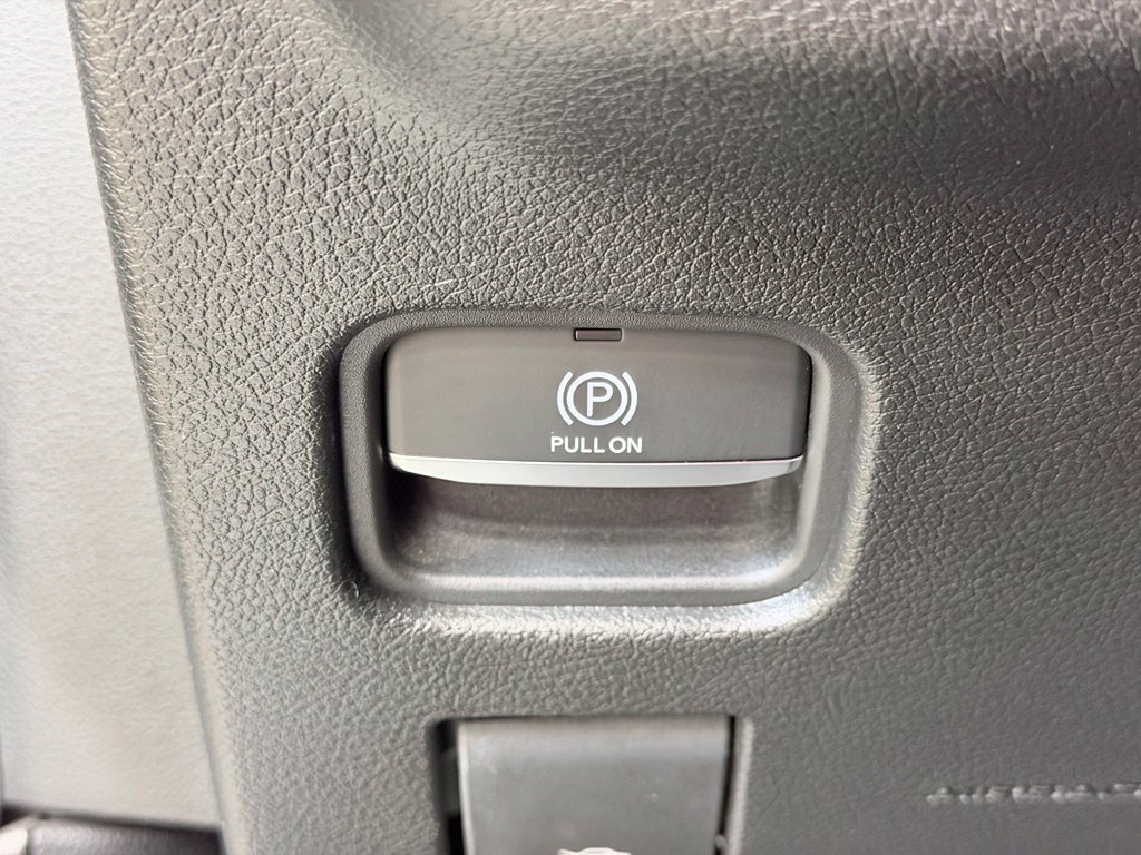 Used 2022 Jeep Grand Cherokee Altitude AWD/4WD image 43