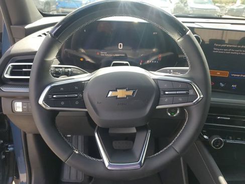 New 2025 Chevrolet Traverse LT w/ Enhanced Driving Package image 29