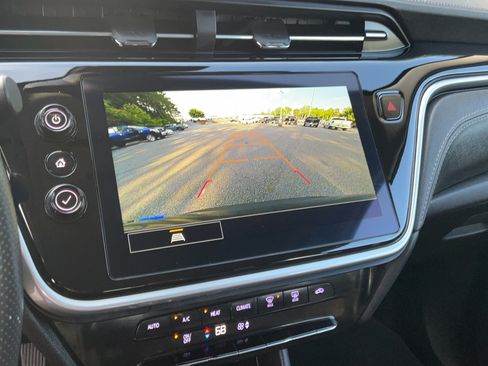 Certified 2023 Chevrolet Bolt EUV LT w/ Driver Confidence Package FWD image 17