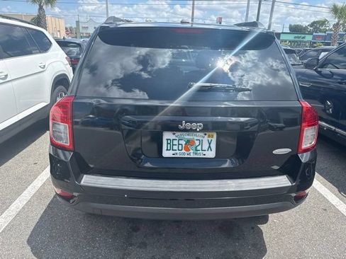 Used 2012 Jeep Compass Latitude w/ Sun/Sound Group FWD image 8