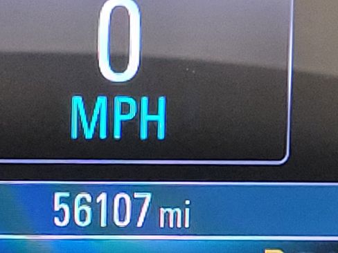 Used 2018 Buick Envision Essence image 3