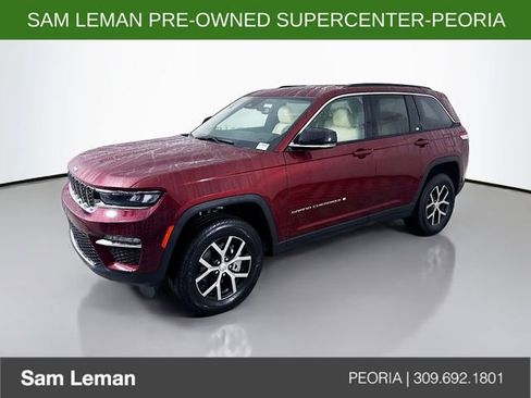 Used 2024 Jeep Grand Cherokee Limited image 3