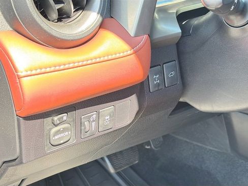 Used 2015 Toyota RAV4 Limited AWD/4WD image 10