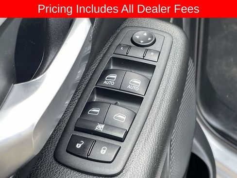 Used 2022 RAM 1500 Big Horn AWD/4WD image 16