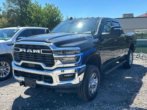 Used 2025 RAM 2500 Tradesman AWD/4WD image 3