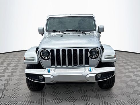 Used 2023 Jeep Wrangler Unlimited Sahara AWD/4WD image 2