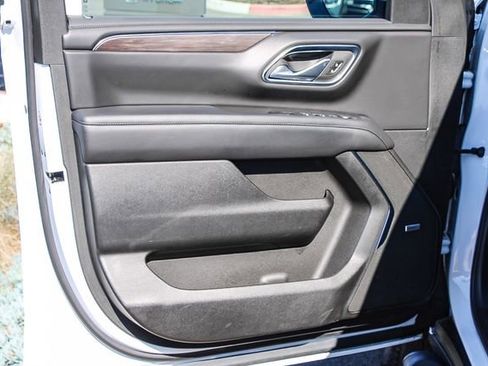 Used 2024 Chevrolet Tahoe Z71 w/ Z71 Off-Road Package image 24