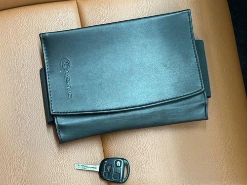 Used 2010 Lexus SC 430 Convertible image 28