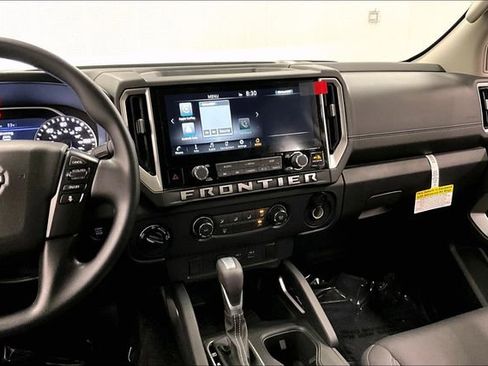 New 2026 Nissan Frontier SV image 8