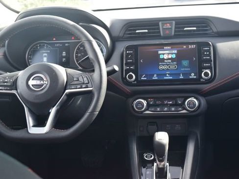 New 2025 Nissan Versa SR FWD image 13