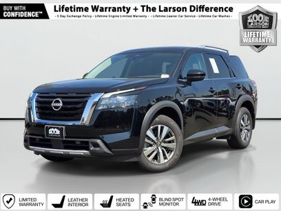 Used 2025 Nissan Pathfinder SL