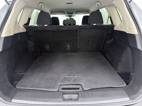 Used 2022 Nissan Rogue SV FWD image 15