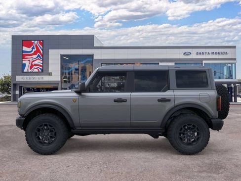 New 2026 Ford Bronco Badlands AWD/4WD image 3