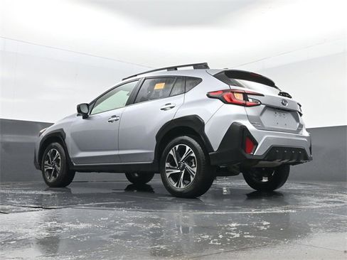 Used 2024 Subaru Crosstrek 2.0i Premium image 24