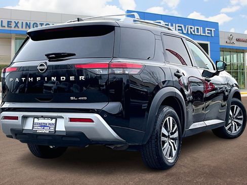 Used 2023 Nissan Pathfinder SL image 13