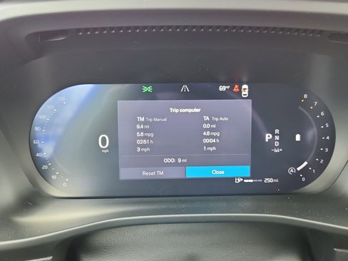 New 2026 Volvo XC40 B5 Ultra w/ Climate Package image 11