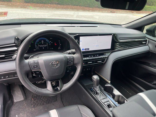 Used 2025 Toyota Camry SE w/ Multimedia Upgrade Package FWD image 6