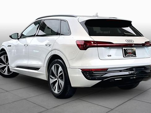 Used 2024 Audi Q8 e-tron Premium Plus AWD/4WD image 10